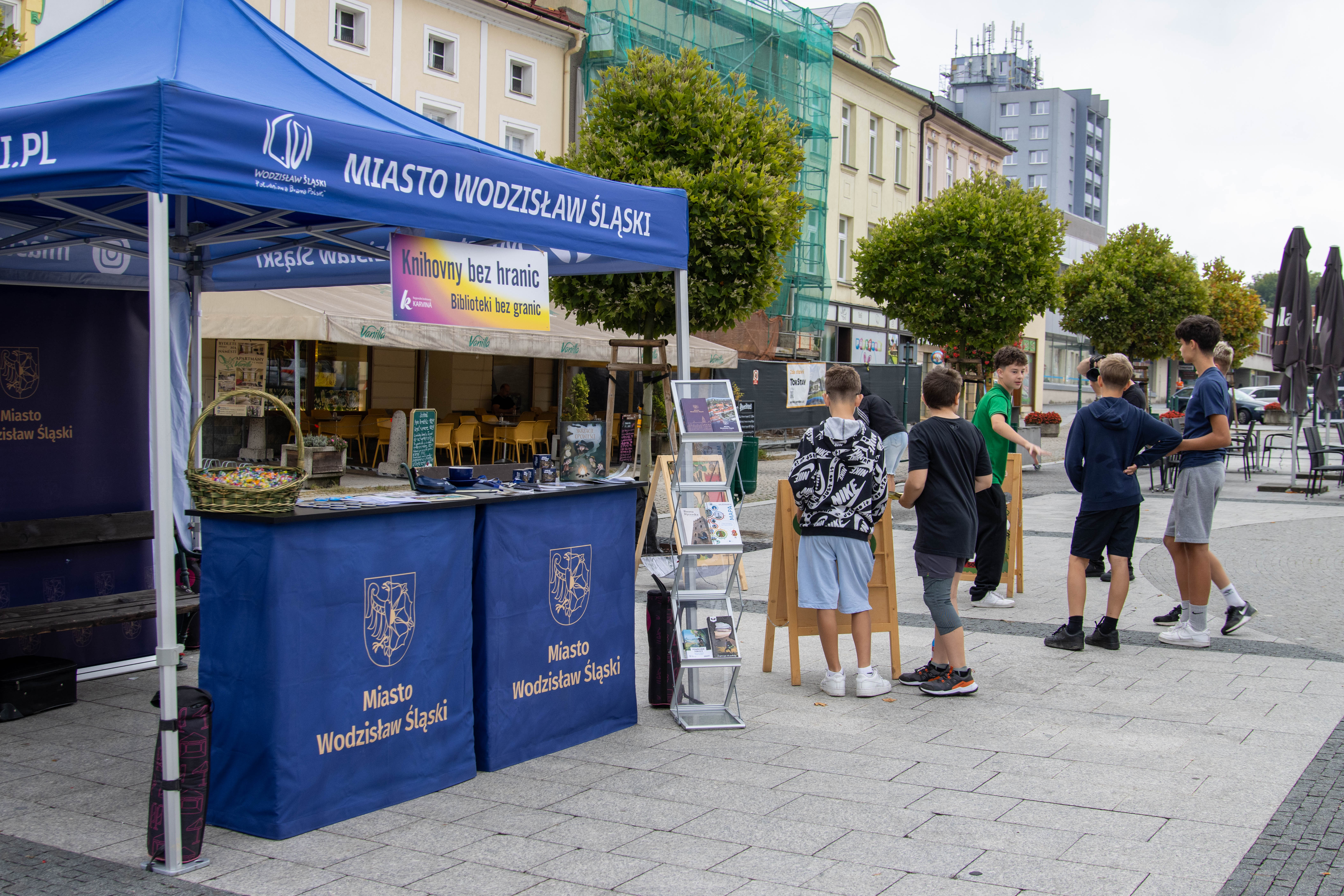 Stoisko promocyjne miasta Wodzisławia Śląskiego w&nbsp;czeskiej Karvinie