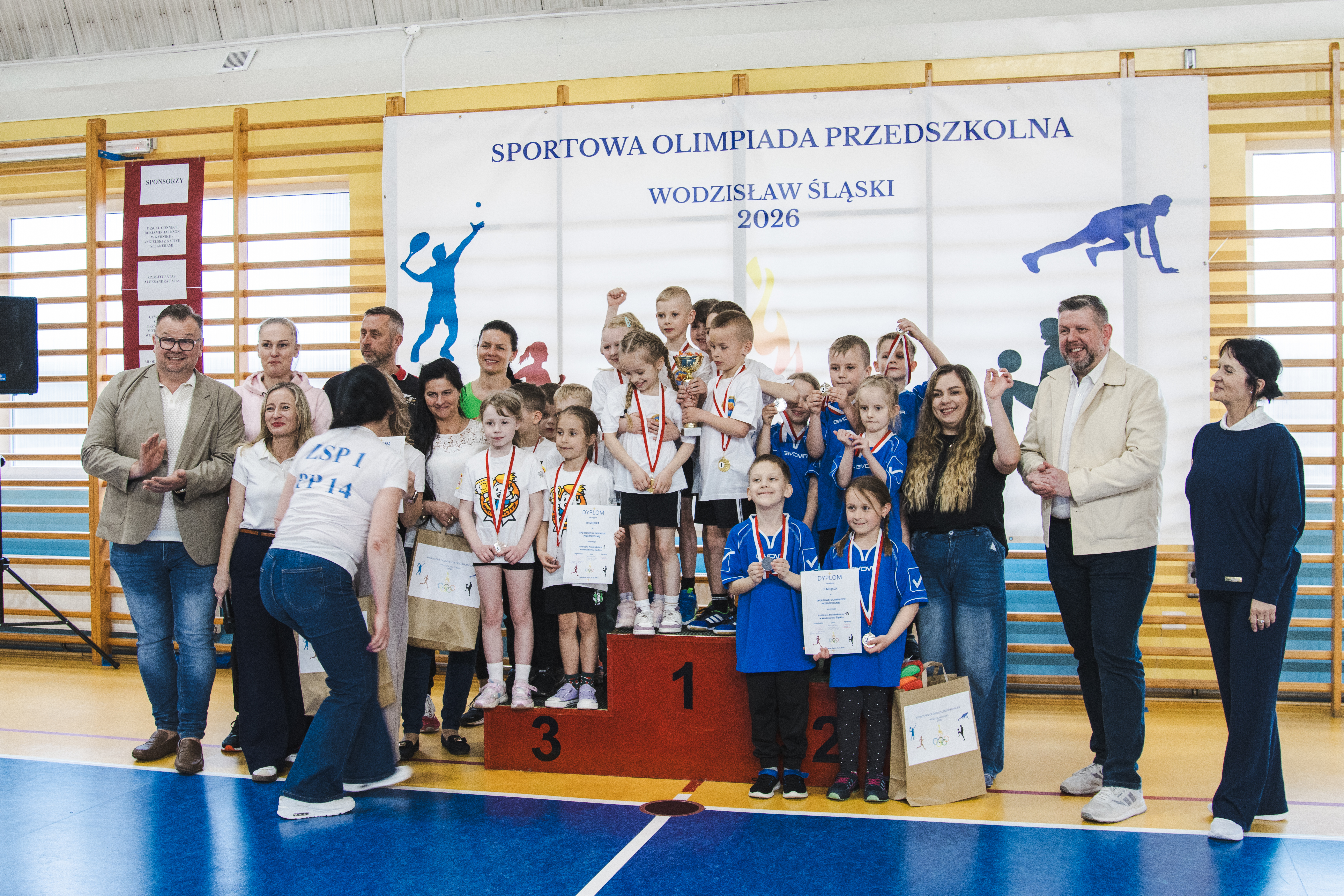 Przedszkolaki podczas Miejskiej Przedszkolnej Olimpiady Przedszkolnej
