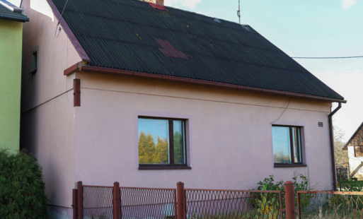 Dom z dużą działką na sprzedaż w dzielnicy Wilchwy