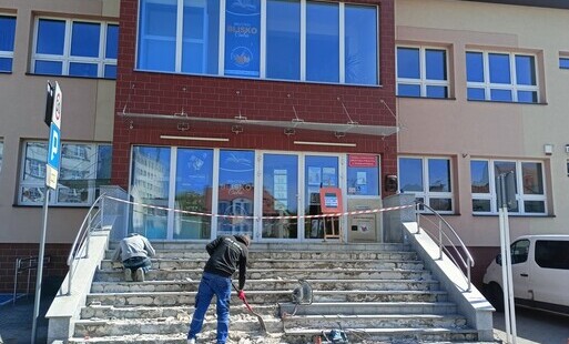 Schody do Biblioteki w Wodzisławiu Śląskim
