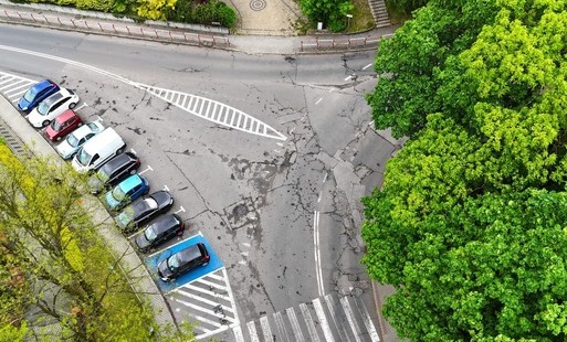 Skrzyżowanie ulicy Radlińskiej z Wałową z lotu ptaka