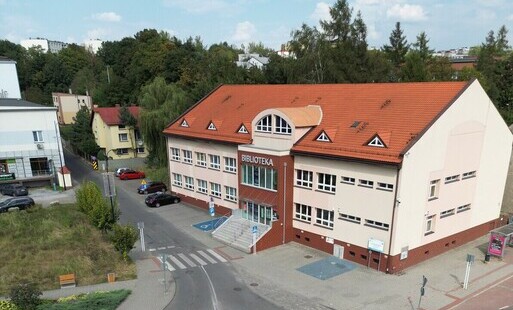 Miejska i Powiatowa Biblioteka Publiczna w Wodzisławiu Śląskim z lotu ptaka