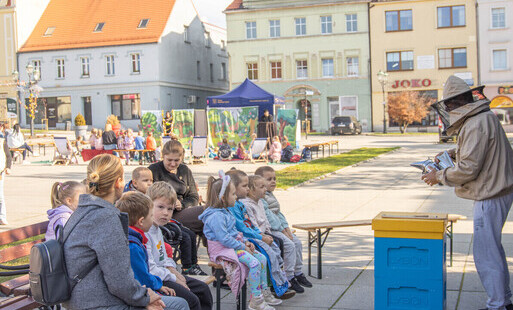 dzieci, pszczelarz, rynek