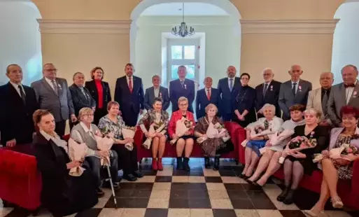 Zdjęcie do Świętujesz jubileusz? Zgłoś się do Urzędu Stanu Cywilnego